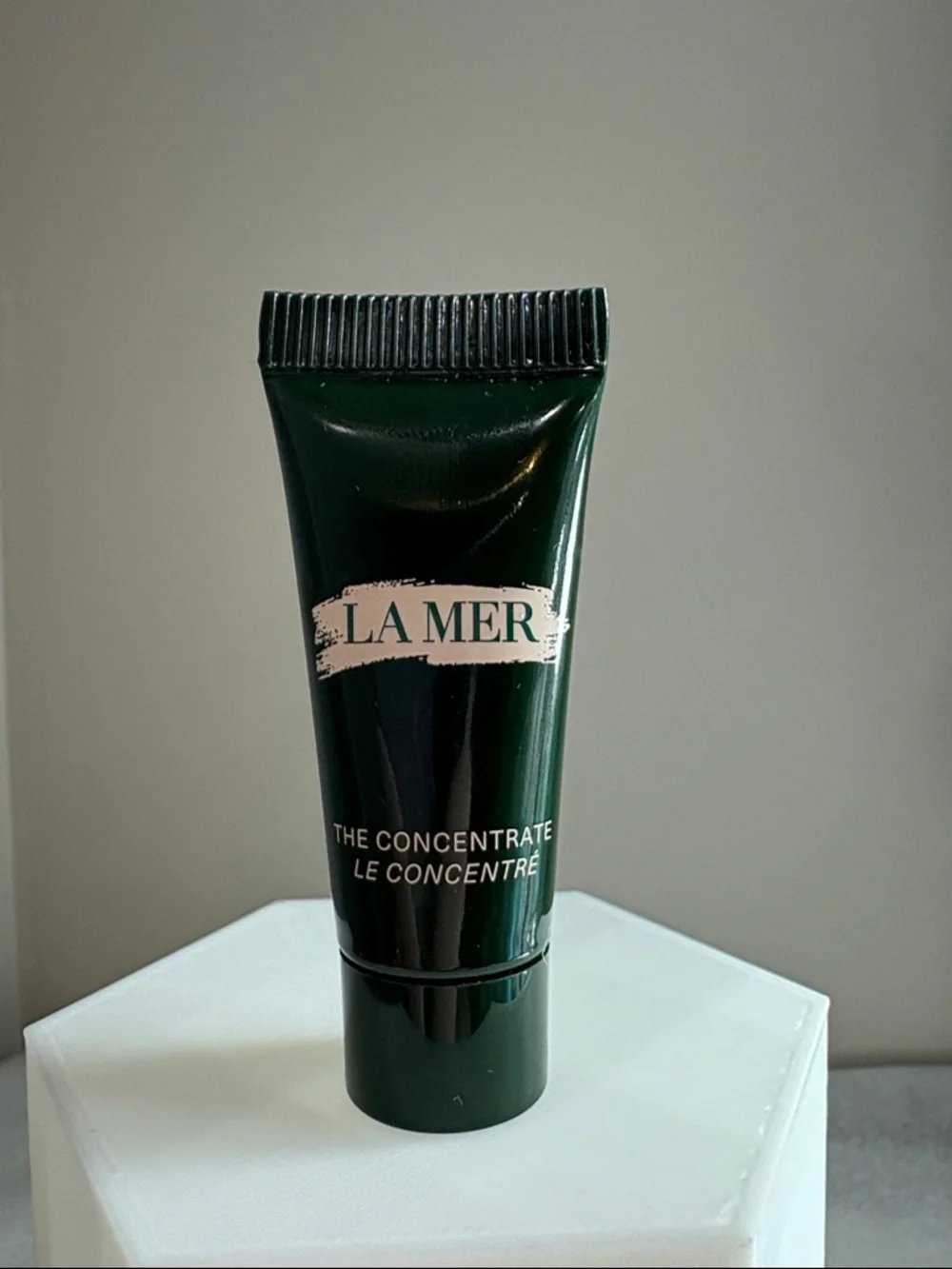La Mer, The Concentrate Deluxe Mini 3 mL Barrier Strengthening Serum BRAND NEW - Picture 1 of 2